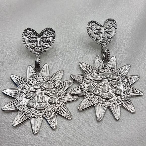 New ZARA Silver Heart Sun boho bohemian earrings - Picture 6 of 9